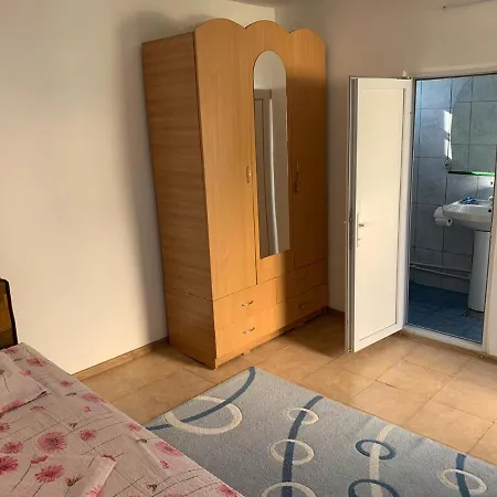 Ubytování v soukromí Casa Oana *
